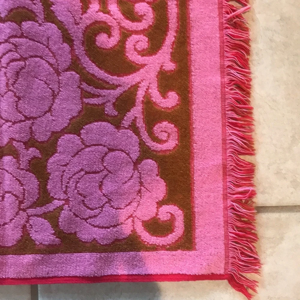 Vintage Fieldcrest Made USA Red Pink Floral Brown Fringe Bath Towel